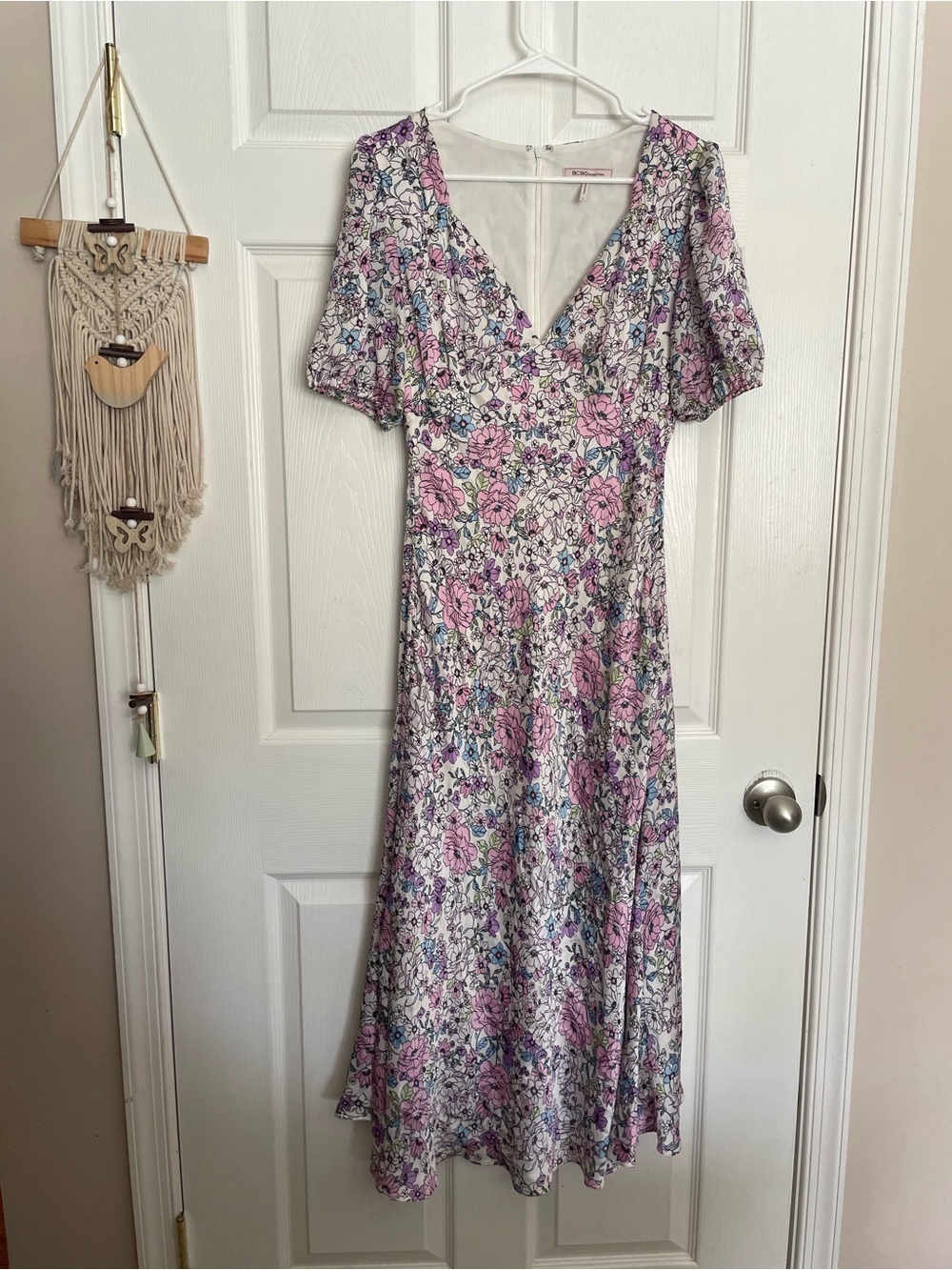 BCBGeneration Women’s size 8 Floral V-Neck Maxi Dress -Pastel Pink, Blue & White